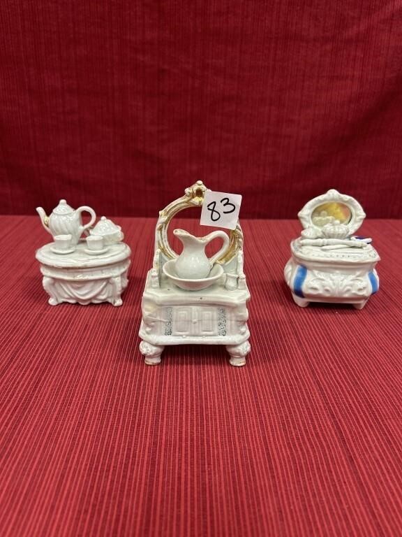 3 Staffordshire trinket box figurines white and