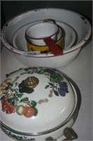 Vintage Enamelware and Ceramic Cookware Dish w/lid