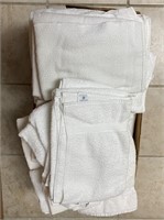 Box White Towels