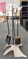 FIRE PLACE TOOL SET - WITH ANTLER BASE AND HANDLE