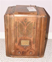 Antique Coronado radio with loss of finish