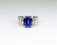 Spectacular Extra Fine Tanzanite and Diamond Ring