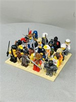 20 LEGO men & Darth Vader & Star Wars fighter