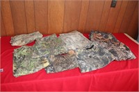 Large Lot: 7 Pc of Camo Pants and Shirts **Size