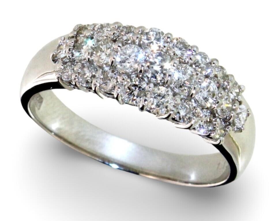 Platinum 1.15 ct Natural VS Diamond Ring