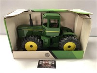 1/16 Ertl John Deere 4wd