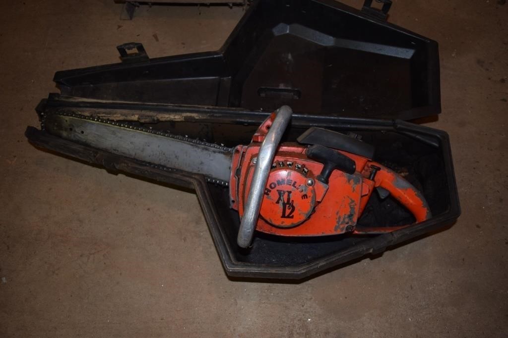 Homelite XL12 Chainsaw & Case