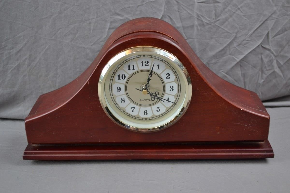 136: Quartz Mantle Clock,