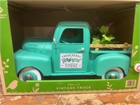 Vintage Truck PreLit  Green