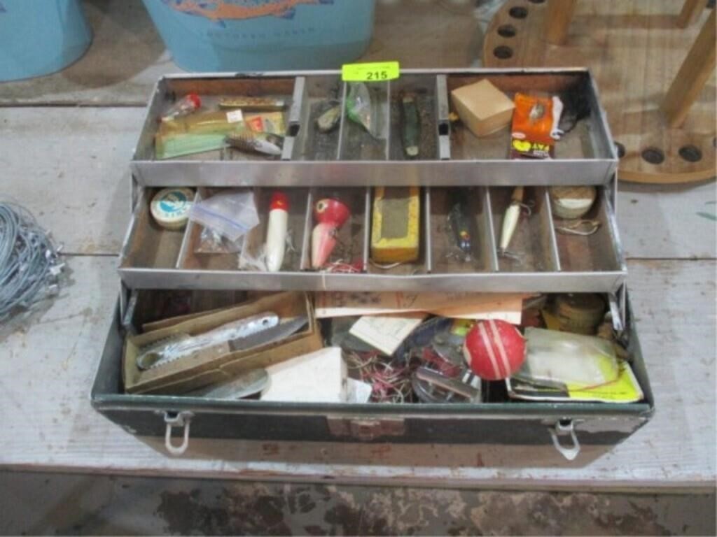 Tacklebox w/lures and misc