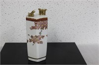A Japanese Kutani Vase