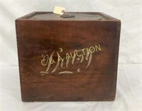 UNUSUAL EARLY WOODEN DAISY ICE CREAM CHEST 14X12