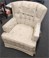 Nicely Upholstered Chair w/Floral Pattern