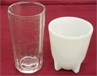 2 Early Measuring Mixer Catch Cups