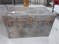 OLD TRUNK