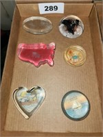 6 VARIOUS GLASS PAPERWEIGHTS