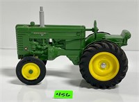 Vtg John Deere Tractor Model M 7” 1/16 Scale