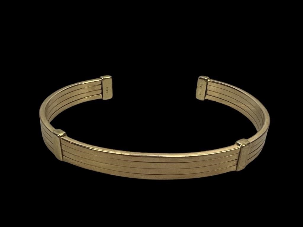 A 14K Cuff Bracelet 6” TW 26Gr