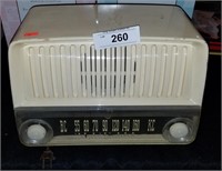 Working Vintage GE Radio