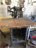 Craftsman saw on stand #120