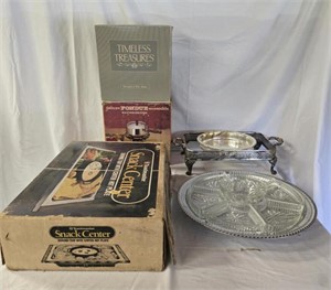 Assorted kitchen trays and accessories
