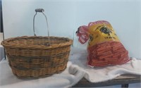 Vintage Wicker basket & bag of wood clothes pins