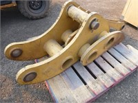 CAT 320 Excavator Thumb Attachment