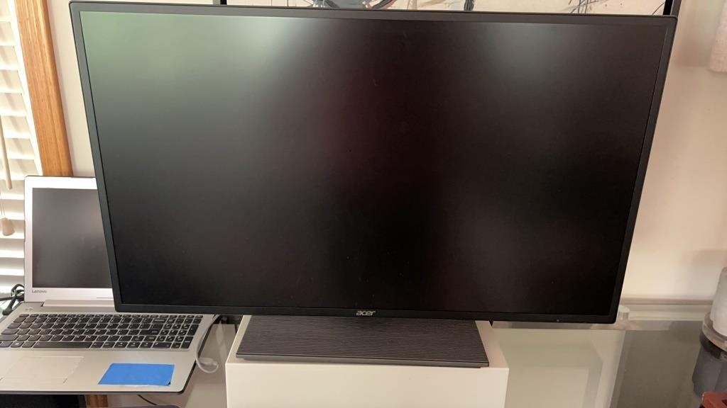 Acer  monitor   33” screen   No shipping