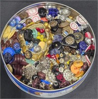 Vintage Buttons & Handcrafted Button Bracelet