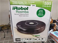 IRobot roomba 595 Pet series vacuum