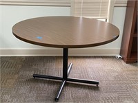 47-1/2" Round Table