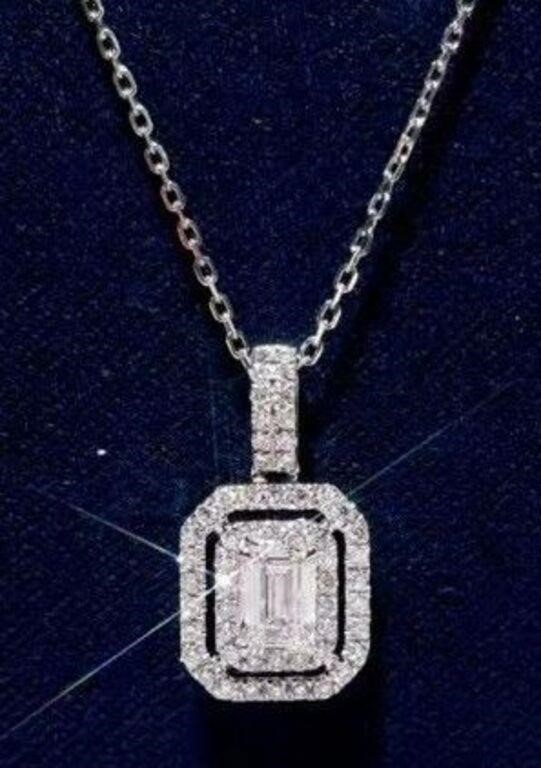 Natural diamond pendant 18k gold