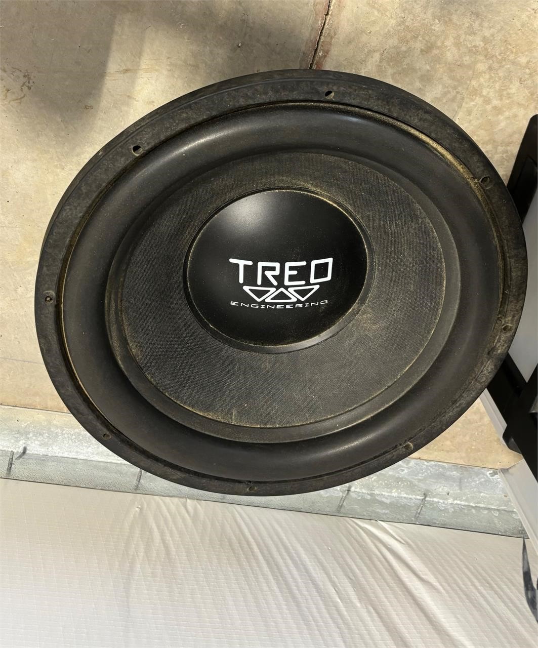 2 TREO 18 inch SSX SUBWOOFERS Work