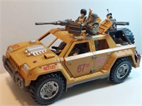 Lanard Battle Humvee & 5 Gi Joe Type Action