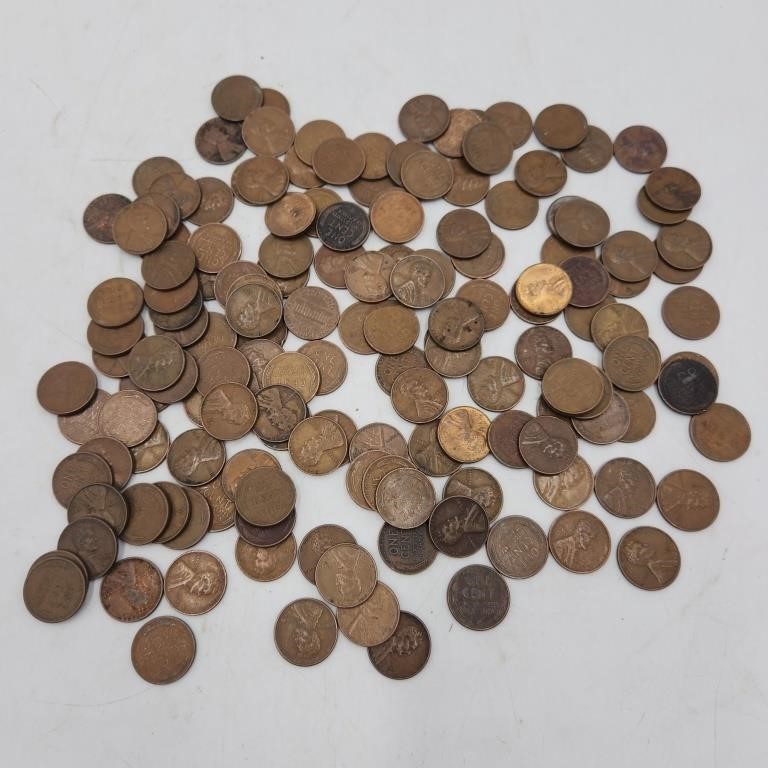 Collection of Estate Wheat Pennies- Bundle