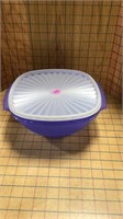 Large Tupperware bowl with lid new