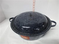 OLD GRANITE WARE ROASTER WITH LID