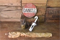 Danger sign, Point Clip & Other