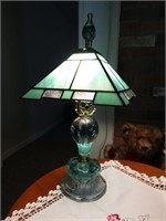 prestige 2 ball table lamp w/stained glass shade