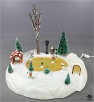 Christmas Ave Animated Ski Slope/Pond