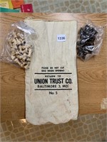 UNION TRUST BANK BAG AND CHESS PIECES