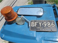 mirrors,siren & michigan plate