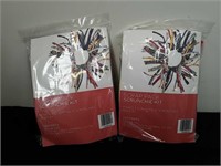 2 News scrap pack scrunchie kits