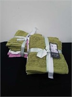 Two new set of eight 12 x 12-in washcloths