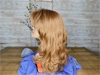 WIG with MANNEQUIN HEAD CHADE FASHIONS HAIRWEAR NE