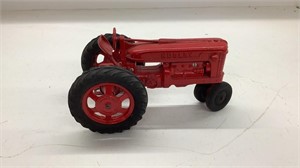1/16 scale Hubley tractor