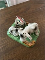 Vintage Cow S&P Shakers