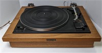 Pioneer PL-A35 Stereo Turntable. 19"L. Turntable