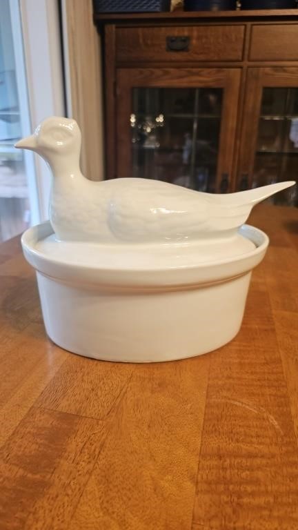 Retired Apilco porcelain france casserole