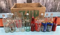Vtg. 7UP wooden crate w/ bottles & cans